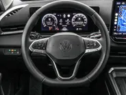 Volkswagen T-Roc Life First Edition 1.5 eTSI 116 PK 7 versn. DSG · Comfort Pakket · Trekhaak · Voorraad OUTLET · Prijs is inclusief inruilpremie ·