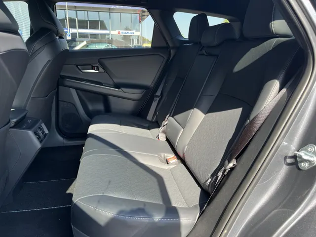Subaru Outback E-Outback 4E-xperience+ 74.7 kWh | Meest Luxe Uitvoering | Panorama Dak | Stoel Ventilatie | Prijs Incl. Metallic Lak | Demonstratie Voertuig