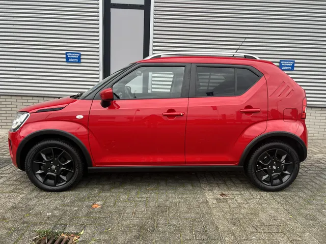 Suzuki Ignis 1.2 Smart Hybrid Select Automaat | Trekhaak | All Season Banden | Airco | 16' LM Velgen | Apple Carplay & Android Auto