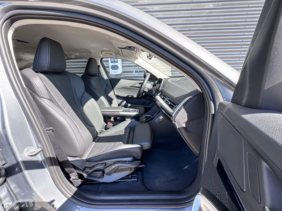 BMW iX2 eDrive20 67 kWh