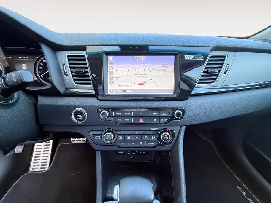 Kia Niro 1.6 GDi PHEV Luxury Edition | AUTOMAAT | LEDER | NAVI | CAMERA | TREKHAAK | CLIMATE & CRUISE CONTROLE | ETC...