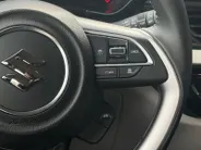 Suzuki Swift 1.2 Select Smart Hybrid Automaat | Achteruitrijcamera | Stoelverwarming voor | Apple Carplay/Android Auto | Adapt. Cruise Control |