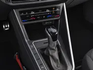 Volkswagen Polo 1.0TSI/95PK R-Line · Apple/Android Car Play · Camera + Parkeersensoren · Cruise control adaptief · Clima ·  Garantie t/m 27-06-2028 100000km.
