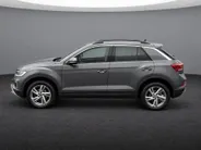 Volkswagen T-Roc 1.0 TSI 110pk Life · Trekhaak · Camera · Dodehoeksensoren · Adaptive Cruise Control · Apple/Android Car Play · Clima ·