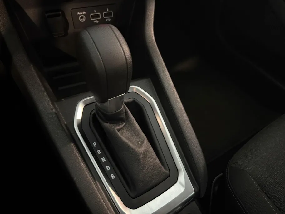 Renault Clio 1.6 E-Tech Hybrid 145 Equilibre *Automaat*Navi(Carplay)*Climate*Cruise*L.M. Velgen