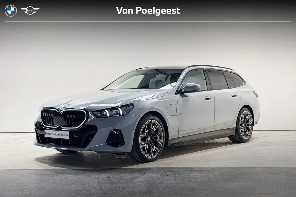 BMW 5 Serie Touring 550e xDrive