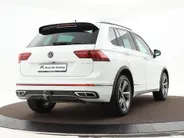 Volkswagen Tiguan 1.4 TSI 245pk DSG eHybrid R-Line Business · Panoramadak · 360 Camera · Wegklapbare Trekhaak · Stoelverwarming · Matrix LED · Head-Up · 19'' Inch ·