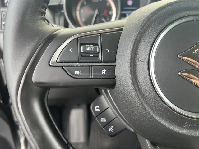 Suzuki Swift 1.2 Select Smart Hybrid | Armsteun | Apple Carplay & Android Auto | 16' LM Velgen | Airco | Dealer onderhouden