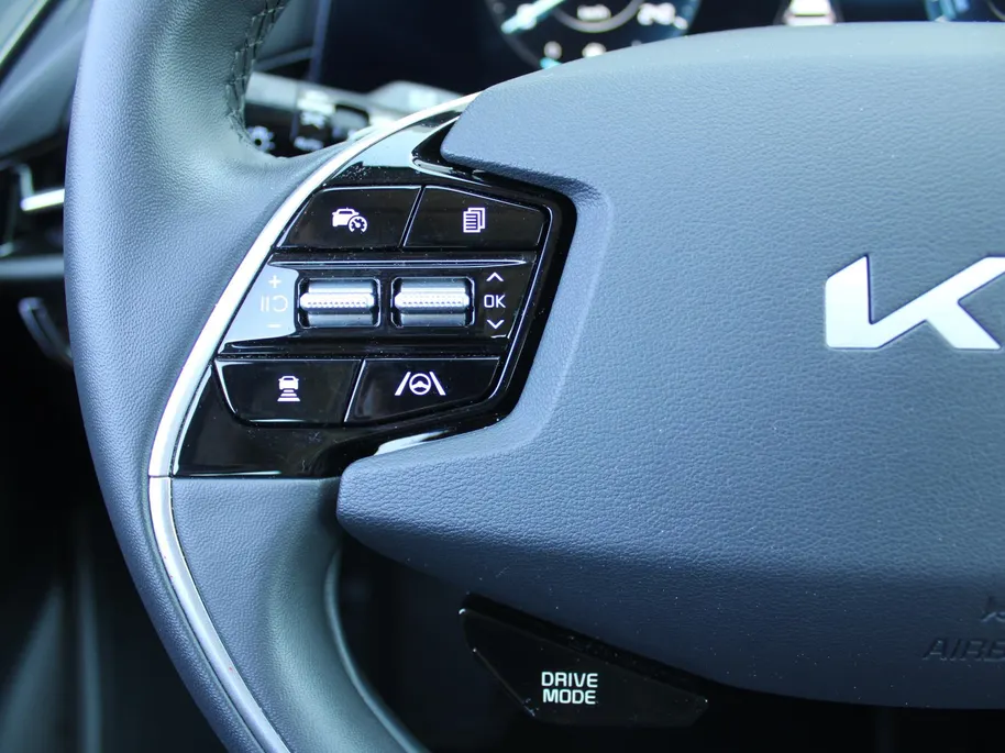 Kia Niro 1.6 GDi Hybrid DynamicLine | Camera | Cruise adapt. | Clima | 16' LM | Navi | Keyless |