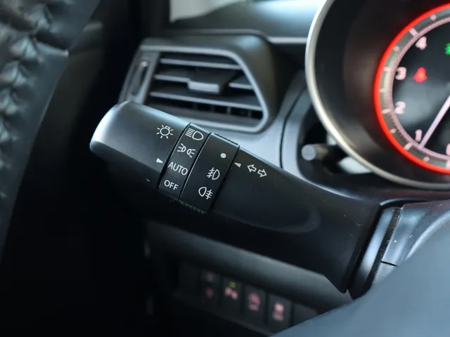 Suzuki Swift 1.2 Style Smart Hybrid | Navigatie | Stoelverwarming