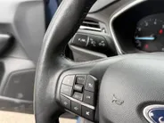 Ford Focus Wagon 1.0 EcoBoost Titanium +