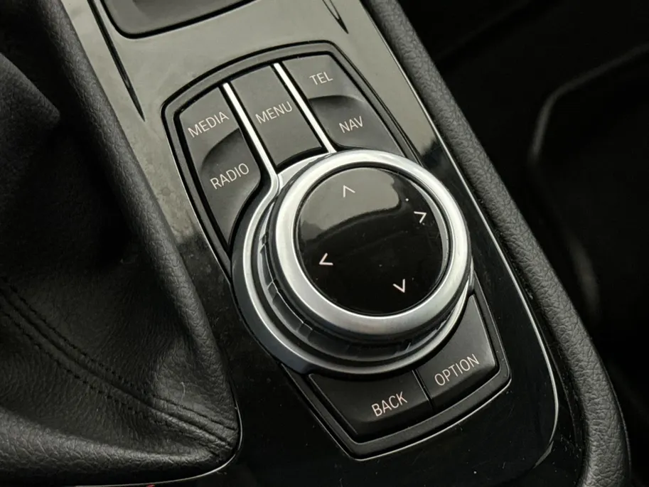 BMW 2 Serie Gran Tourer 216i Gran Tourer Essential | Navigatie | Climate Control | Cruise Control