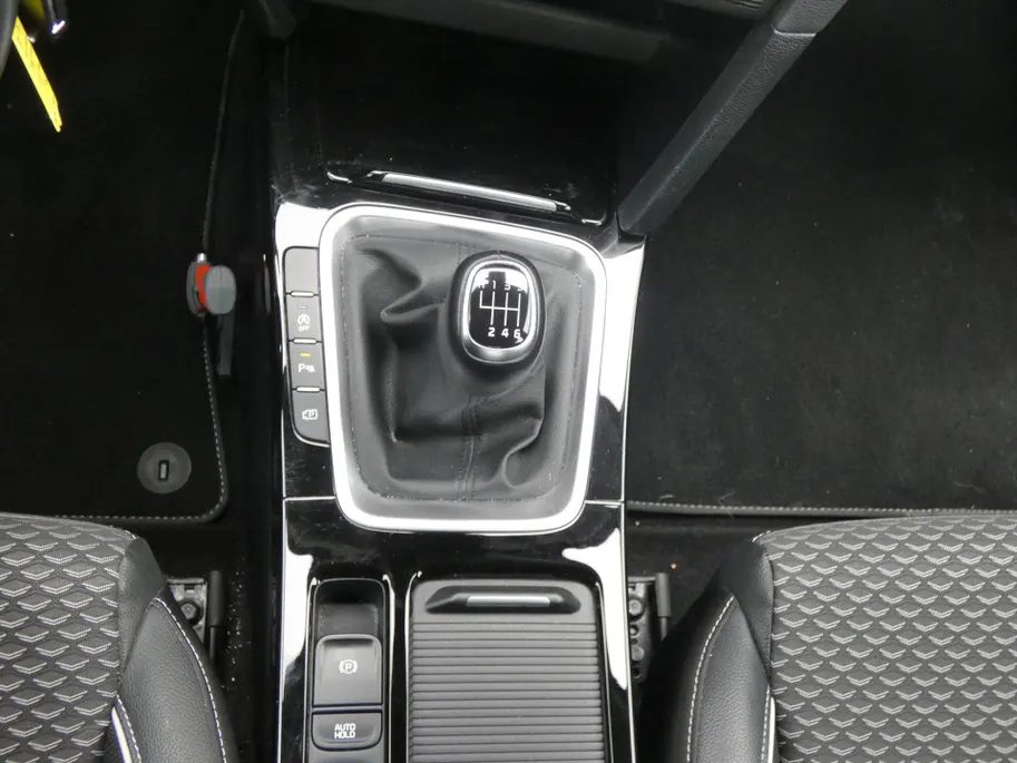 Kia XCeed 1.0 T-GDi 120pk DynamicLine / Navi / Apple Carpley