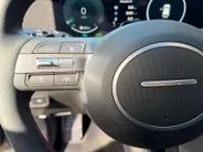 Hyundai Kona 1.6 GDI HEV N Line | Demo | Zeer compleet | Two-tone | Elektrische achterklep | Stoeverwarming & koeling | Stuurverwarming | 360 graden camera |