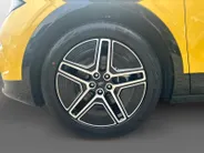 Ford Capri Premium Standard Range RWD 58 kWh | Voorraad | Snel Rijden | 627 KM WLTP | Actiekorting €3500,- | Dodehoek detectie | 20 INCH | Adaptieve Cruise Control |