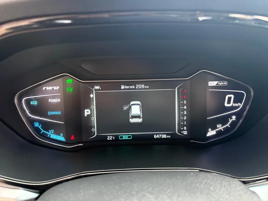 Kia Niro 1.6 GDi Hybrid DynamicLine | Navigatie | Apple Carplay / Android Auto | Climate Control | Achterruitrij Camera | Lichtmetalen Velgen |