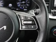 Kia ProCeed 1.5 T-GDi DCT7 GT-Line | BTW Auto | Automaat | Trekhaak | Verwarmde sportstoelen | Camera | Dodehoek detectie | Telefoonlader | LED |