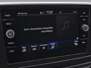 Volkswagen T-Roc 1.5TSI/150PK R-Line · Apple/Android Car Play · Camera + Parkeersensoren · Keyless · Garantie t/m 27-03-2027