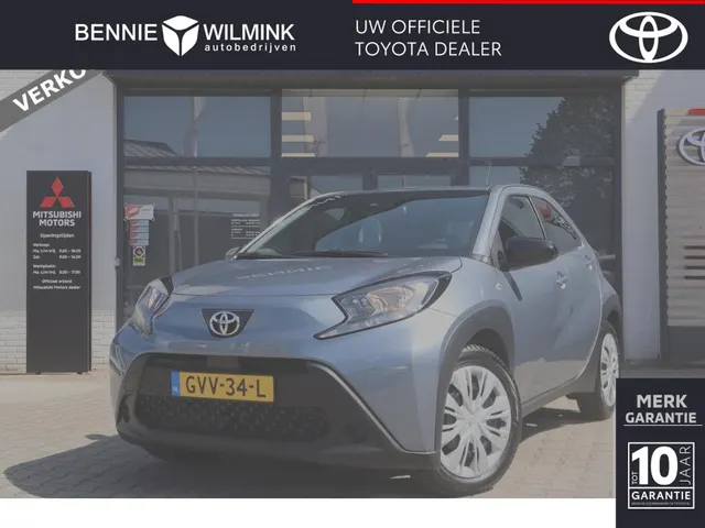 Toyota Aygo X 1.0 VVT-i MT Play Allseason banden | Armsteun