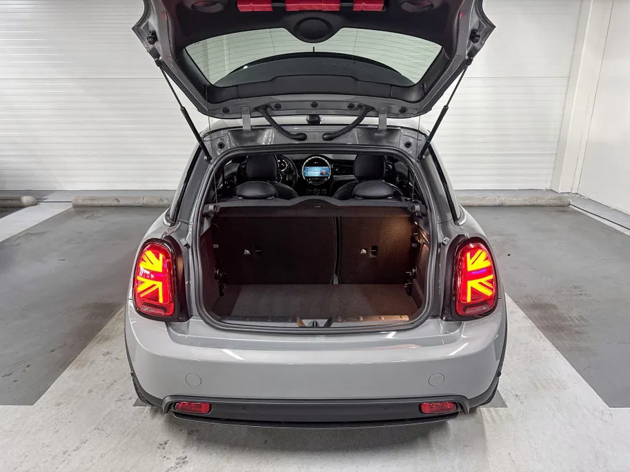 MINI Cooper 3-deurs Electric MINI Yours