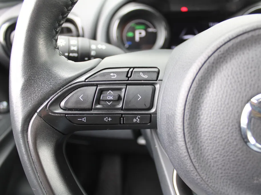 Mazda 2 Hybrid 1.5 Select | Airco | 16' LM | Android / Apple carplay | PDC | Camera | Keyless |