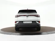 Volkswagen ID.4 Limited Edition 58 kWh accu 190 PK · Achteruitrijcamera · Draadloze telefoonlader · Trekhaak, elektrisch uitklapbaar · Voorraad OUTLET · Prijs is inclusief inruilpremie ·