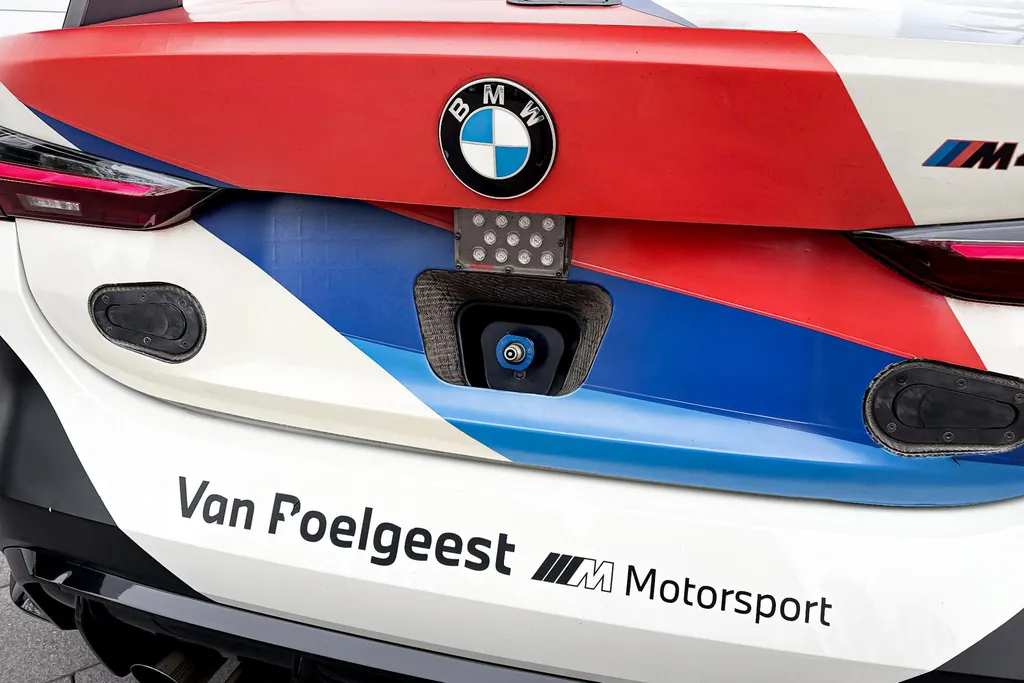 BMW M4 GT4 405kW