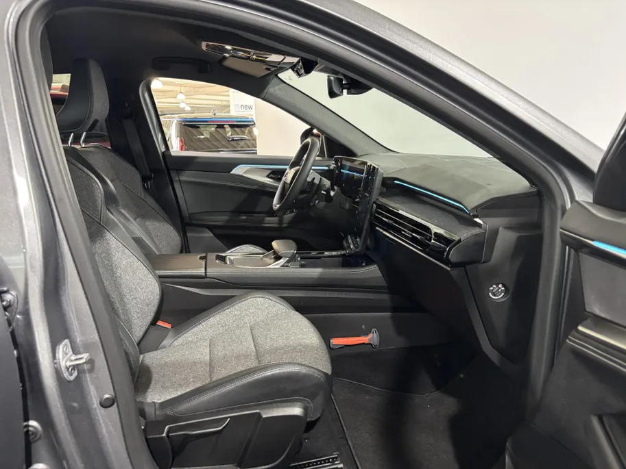 Renault Rafale 200PK E-Tech Full Hybrid Techno Automaat | All Season Banden | Blind Spot | Google Built-In Navi | Camera | Digital Cockpit | Apple CarPlay/Android Auto | Adaptive Cruise Control |