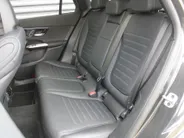 Mercedes-Benz GLC 300e 4MATIC AMG Line | 360 Camera | Schuifdak | Cruise adapt. | 20' LM | HUD | Treeplanken | Dodehoek detectie | Stoelverwarming + geheugen | BTW auto |