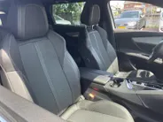 Peugeot 5008 1.2 Hybrid 136 GT *Automaat*Navi+Camera*Climate*Parc Assist*7 Stoelen*RIJK UITGERUST!