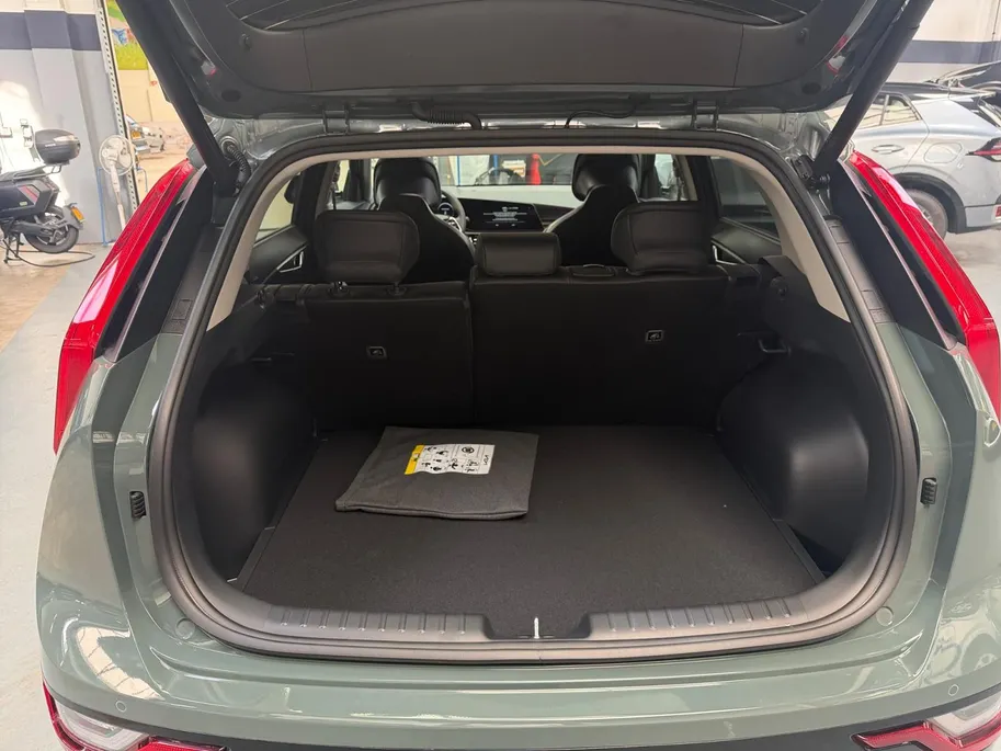 Kia Niro 1.6 GDi Hybrid ExecutiveLine INRUILPREMIE € 6300,- KORTING | OP = OP | FULL-OPTIONS | HEV |