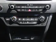 Kia e-Niro ExecutiveLine 64 kWh | Trekhaak | Warmtepomp | Stuur-/stoelverwarming + ventilatie | Leer | Camera | Stoelgeheugen | Dodehoek detectie | LED | 17' LM |