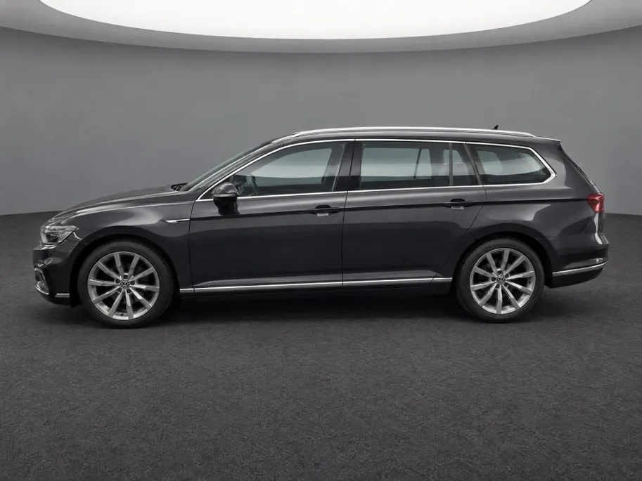 Volkswagen Passat Variant 1.4 TSI 218pk PHEV GTE Business · Apple/Android Car Play · Camera · Wegklapbare Trekhaak · Stoelverwarming · Elek. Achterklep · 18'' Inch ·