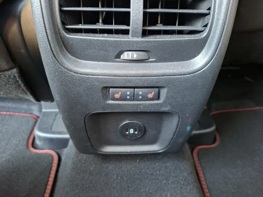 Ford Kuga 2.5 PHEV ST-Line | Winterpack | Driver assistance pack | NL auto