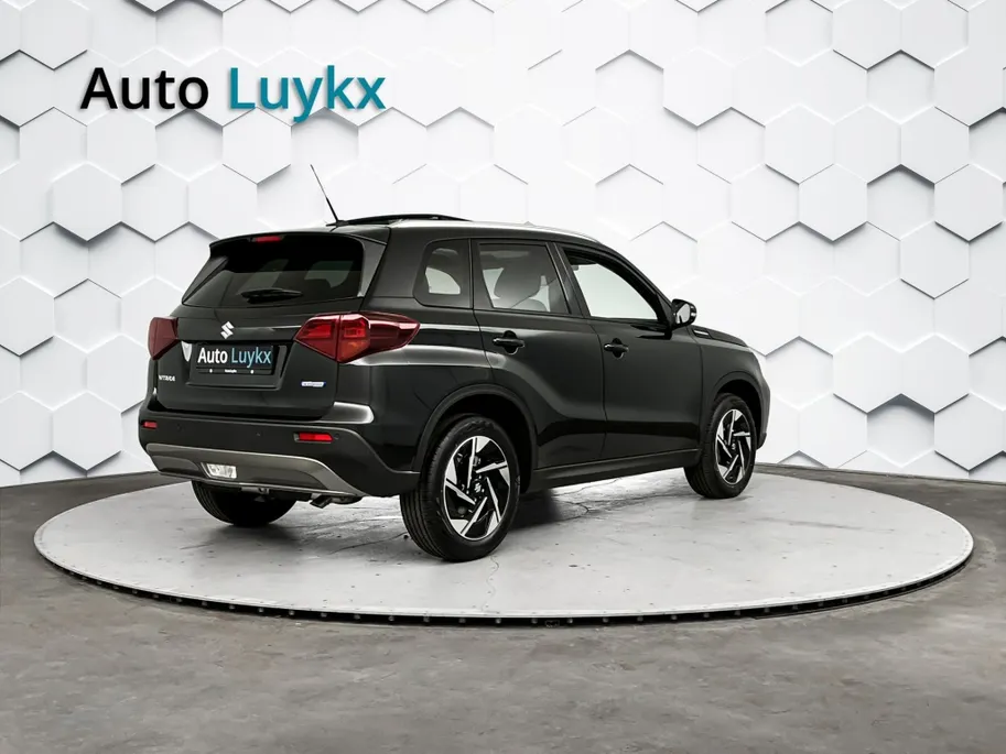 Suzuki Vitara 1.4 Style Smart Hybrid Automaat | Panoramadak | €2.000,- + €750,- voorraadkorting!