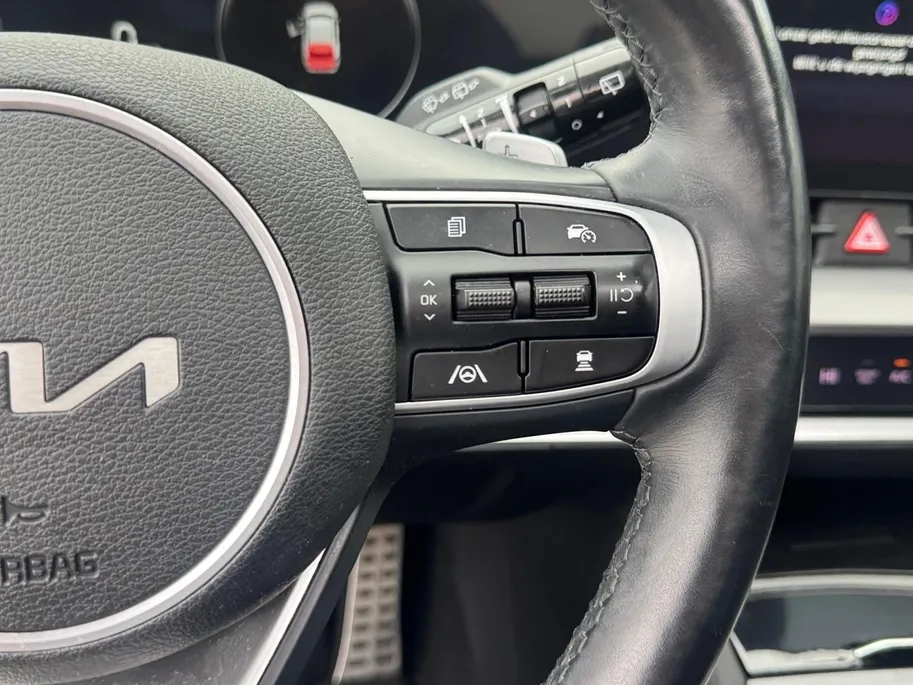Kia Sportage 1.6 T-GDi Plug-in Hybrid AWD GT-Line |  Navi | Clima | Camera | Schuif-/Kanteldak | Stoel-/Stuurwielverwarming | Stoelventilatie | Elektr. Achterklep