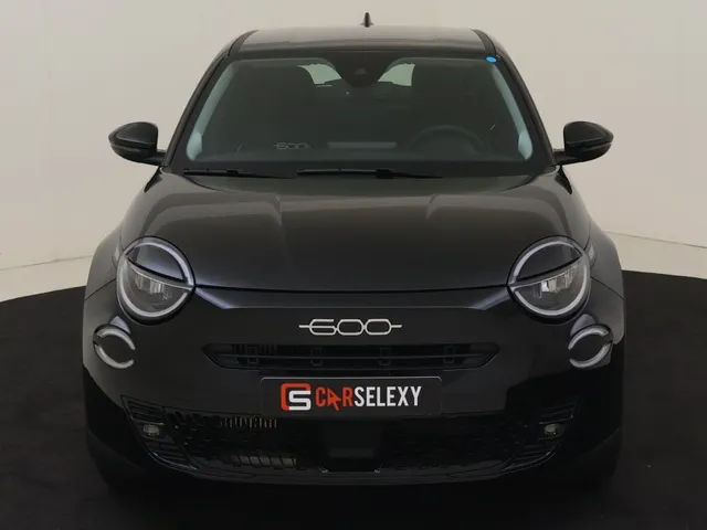 Fiat 600 1.2 Hybrid Urban