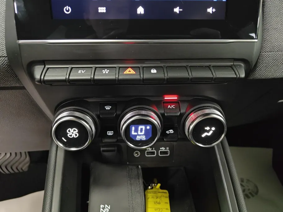 Renault Clio 1.6 E-Tech Full Hybrid 145 techno AUTOMAAT NAVI AIRCO CAMERA CRUISE CONTROLE LM VELGEN APPLE CARPLAY ANDROID AUTO ZEER MOOIE AUTO DEALER ONDERHOUDEN