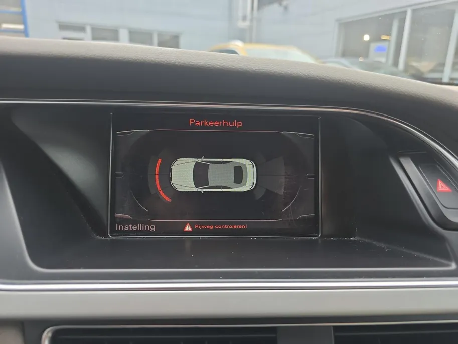 Audi A5 Cabriolet 3.2 FSI quattro Pro Line S | Elektr. lederen stoelen | Navigatie | Parkeersensoren | Stoelventilatie | Elektr. bedienbare ramen | 12 maanden garantie