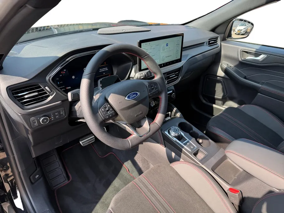 Ford Kuga 2.5 PHEV ST-Line X | Dealer Onderhouden | Garantie tot 24-06-2028 | Trekhaak | 2100KG Trekgewicht | Pano Dak | 360 Graden Camera | Adapt. Cruise Control | BLISS | Winter Pakket | B&O Audio | Elektrische Achterklep