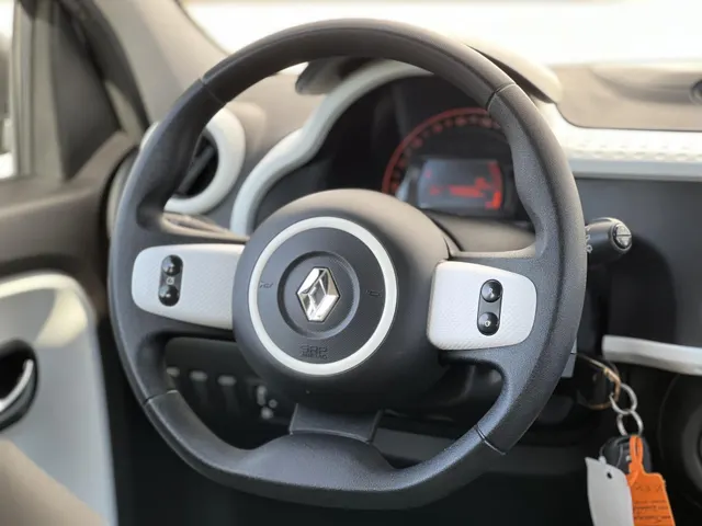 Renault Twingo 1.0 SCe Life | Achterwielaandrijving | Airconditioning  | Elektrische Ramen