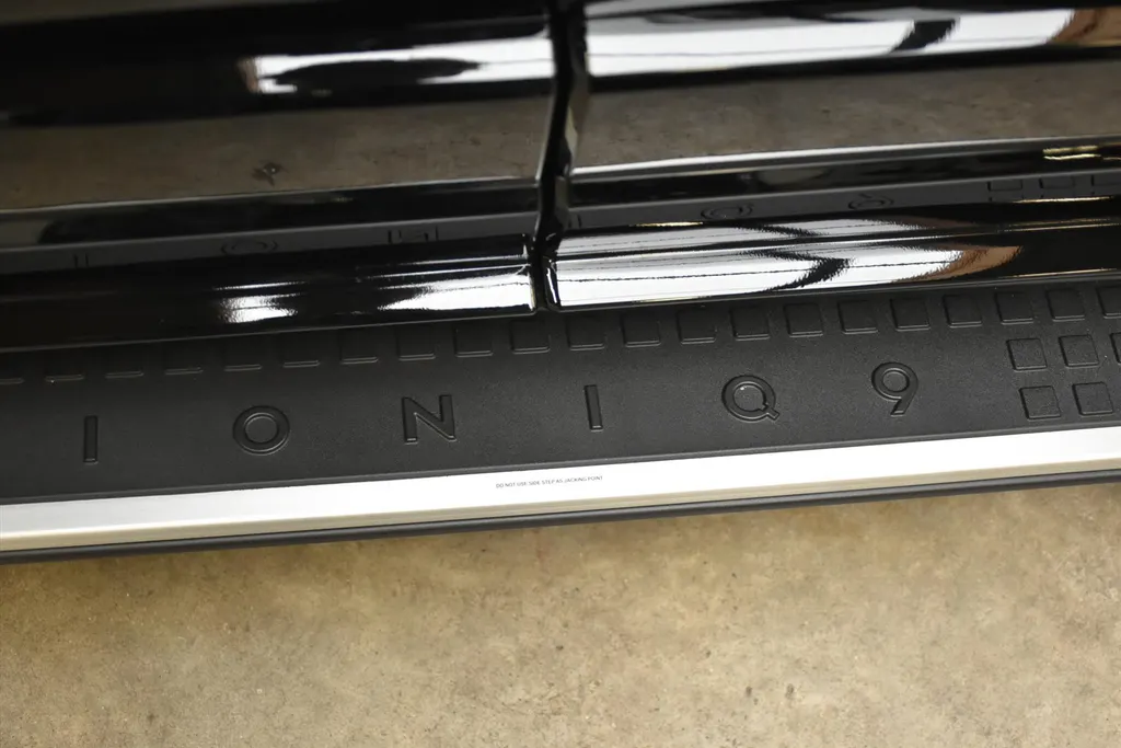 Hyundai IONIQ 9 Connect Plus Blackline 110 kWh AWD 308PK