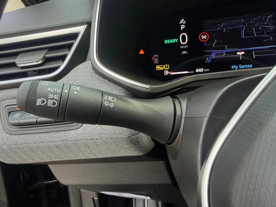 Renault Clio 1.6 E-Tech Full Hybrid 145 techno | Automaat | Apple Carplay & Android Auto | Cruise & Climate Control | LMV | Camera | Parkeersensoren | 12 Maanden BOVAG Garantie