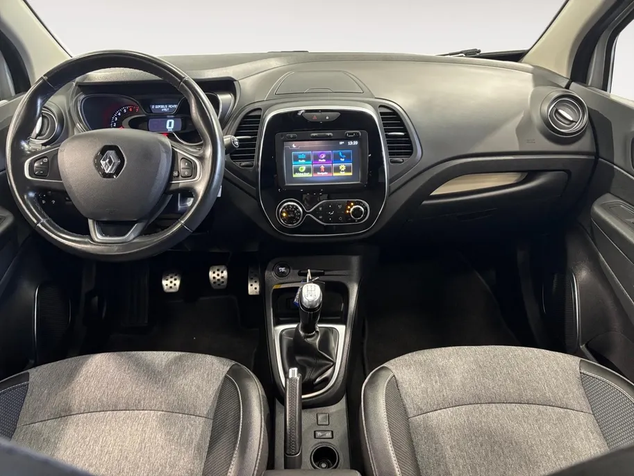 Renault Captur 0.9 TCe Intens | Trekhaak | Keyless entry / start | Airco | Cruise control