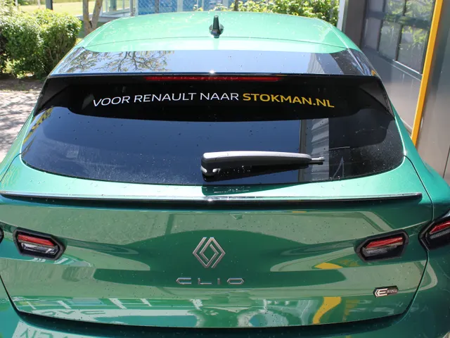 Renault Clio 1.8 Hybrid 160 AUT techno | Navigatie | Adaptive Cruise | Achterspoiler | Stoelverwarming | DEMONSTRATIE AUTO, VRAAG NAAR BESCHIKBAARHEID |