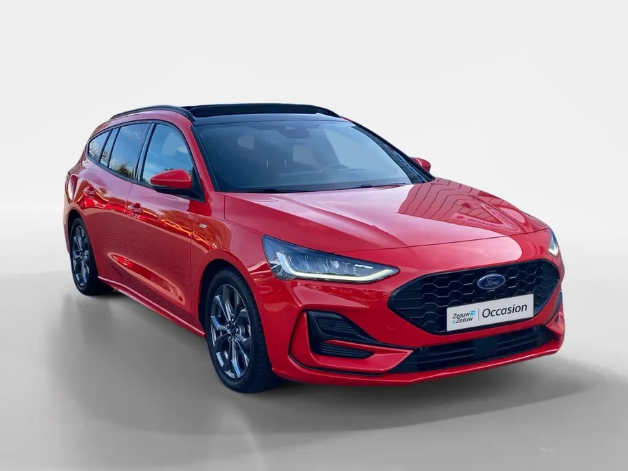 Ford Focus Wagon 1.0 EcoBoost Hybrid ST Line X 155pk automaat | Stoel- stuur en voorruitverwarming | Kantel / schuifdak | Driver assistance pack