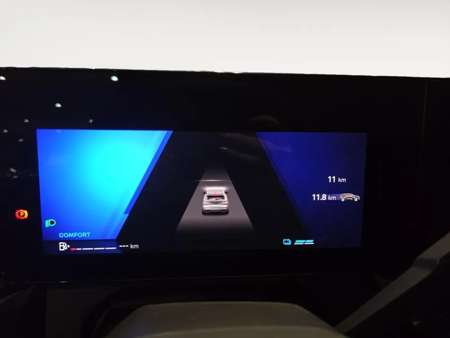 Renault Clio 1.8 Hybrid 160 techno | Direct leverbaar met 1.300,- voorraad korting | LMV 18 inch velgen | Apple carplay & Android Auto | Pack Premiere |