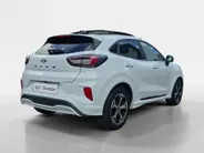 Ford Puma ST-Line | Stoel- stuur en voorruitverwarming | Trekhaak | Kantel / schuifdak | Adaptieve led koplampen | All weather banden
