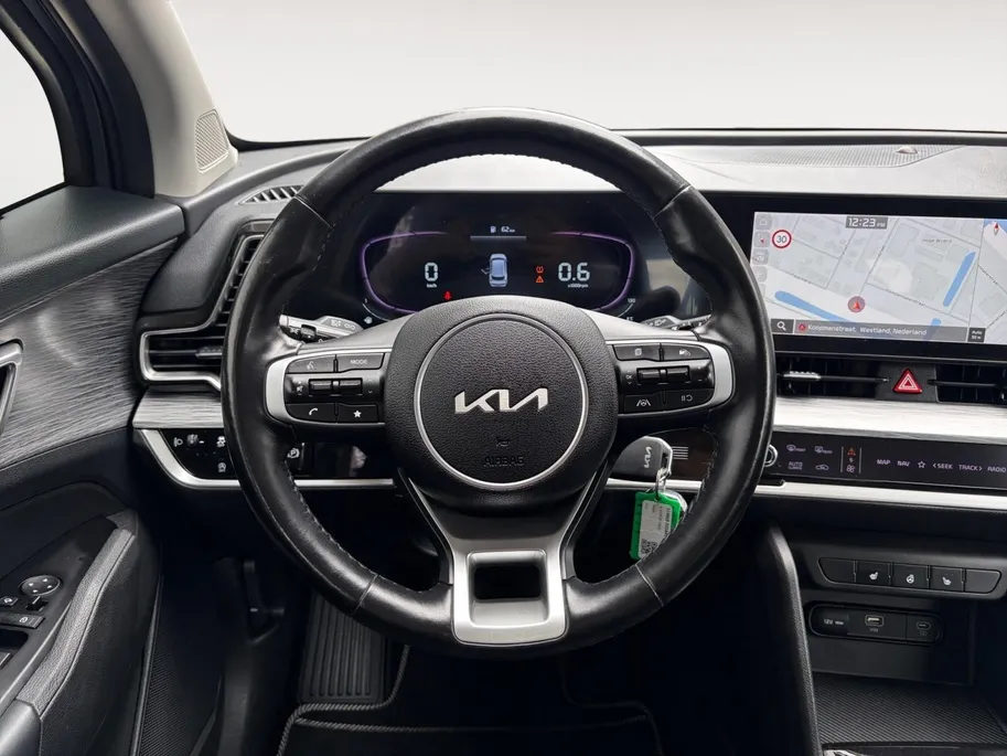 Kia Sportage 1.6 T-GDi MHEV DynamicLine Edition | Stoel- en stuurverwarming | Achteruitrijcamera | Parkeersensoren voor- en achter | Apple/Android Carplay | Navi | Climate control | Cruise control