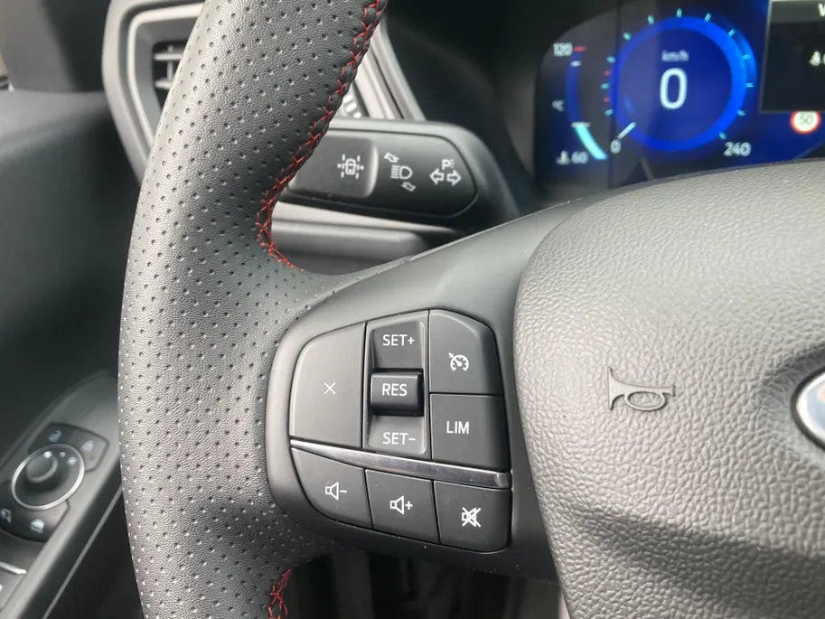 Ford Kuga 2.5 PHEV ST-Line-navi-winterpack Navigatie-Winterpack-verwarmde achterbank-Privacy glass